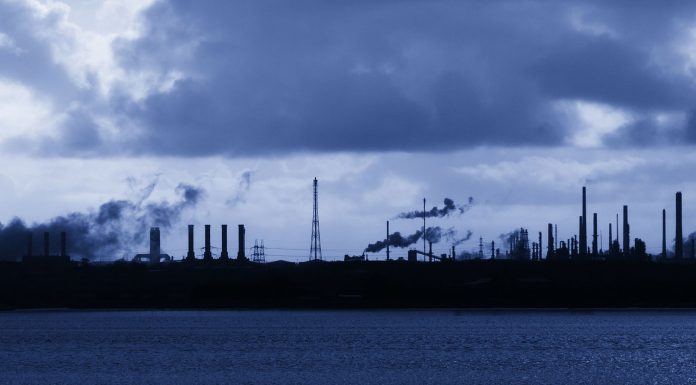 Multas en China por vertido de desechos