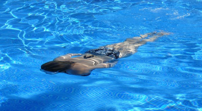 Piscinas ecológicas y duchas solares