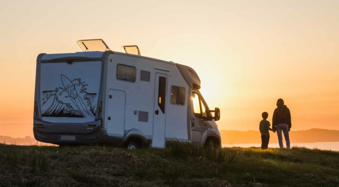 Viajes en autocaravanas y campers: 7 tips para disfrutarlos al máximo Viajes en autocaravanas y campers